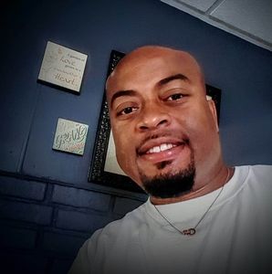 Meet your Posher, Dee